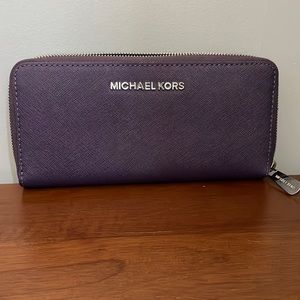 Michael Kors plum wallet